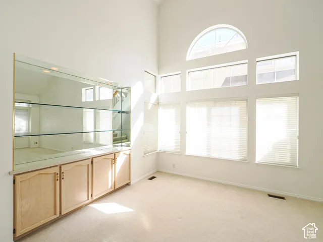 2081 E Rainbow Point Dr, Holladay, Utah 84124