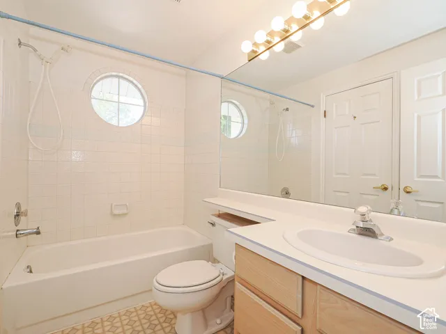 2081 E Rainbow Point Dr, Holladay, Utah 84124