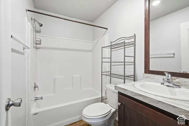 704 W 470 N, Logan, Utah 84321