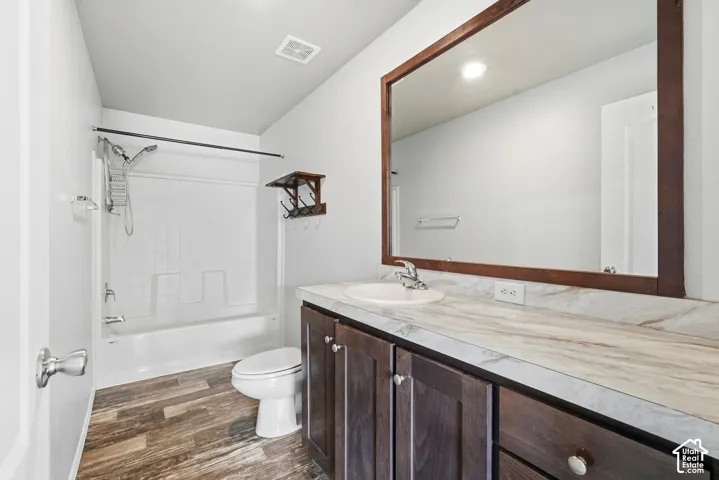 704 W 470 N, Logan, Utah 84321