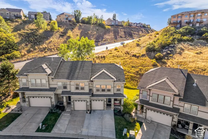 No neighbors in front or behind this home = privacy and views
