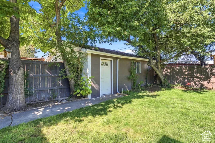 596 W Anderson Ave, Murray, Utah 84123