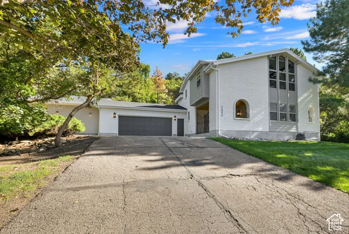 2554 E Woodland Dr, Uintah, Utah 84403
