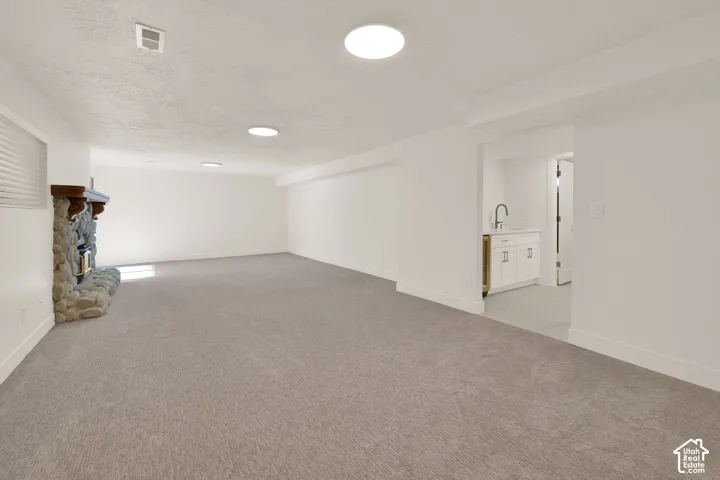 2554 E Woodland Dr, Uintah, Utah 84403