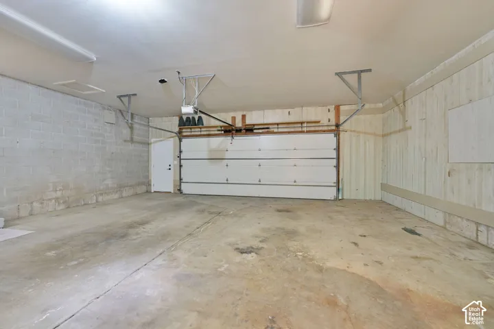 2554 E Woodland Dr, Uintah, Utah 84403