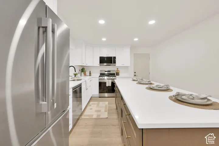 2554 E Woodland Dr, Uintah, Utah 84403