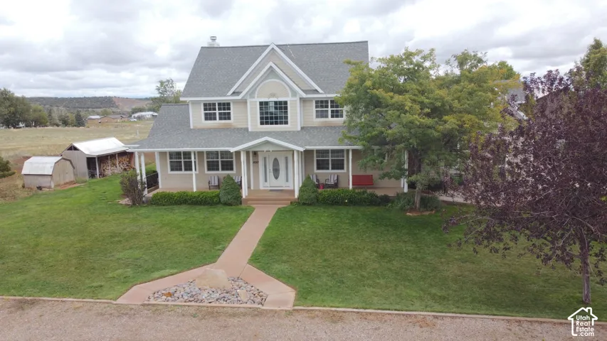 1690 N Pinion Ridge Dr, Blanding, Utah 84511