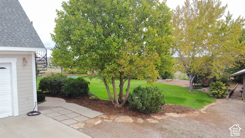 1690 N Pinion Ridge Dr, Blanding, Utah 84511