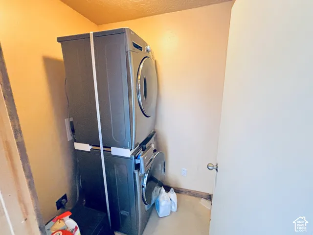 Barn/shop/ADU laundry room.