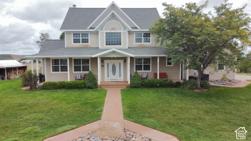 1690 N Pinion Ridge Dr, Blanding, Utah 84511