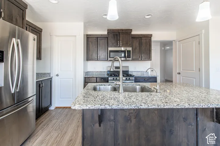 5899 S Challenger Way, St. George, Utah 84790
