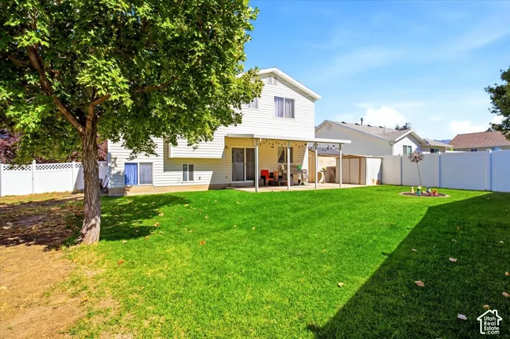 2089 W 1570 N, Clinton, Utah 84015