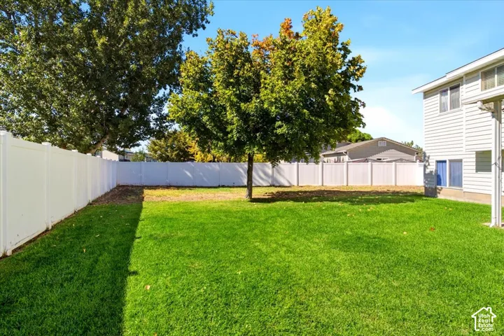 2089 W 1570 N, Clinton, Utah 84015