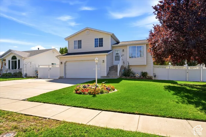 2089 W 1570 N, Clinton, Utah 84015
