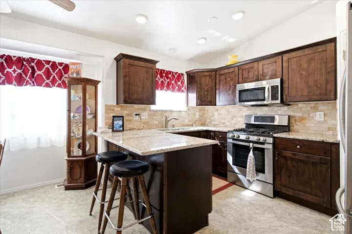 2089 W 1570 N, Clinton, Utah 84015