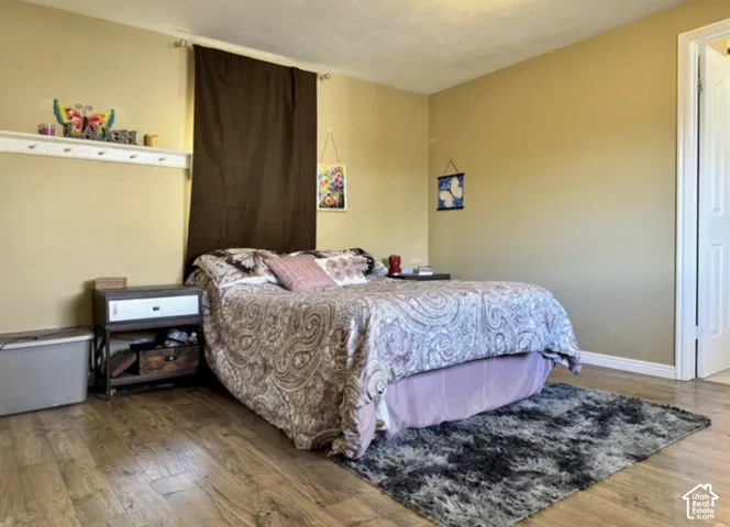 Wood-finish flooring