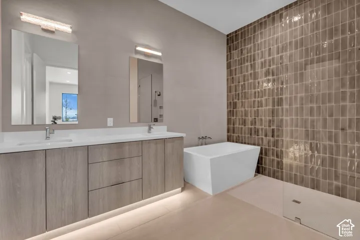 203 W Peace Tree Trl, Kamas, Utah 84036