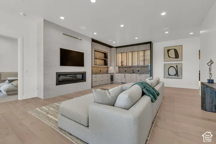 203 W Peace Tree Trl, Kamas, Utah 84036