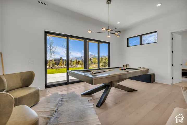 203 W Peace Tree Trl, Kamas, Utah 84036