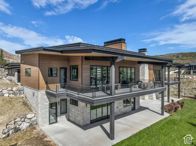 203 W Peace Tree Trl, Kamas, Utah 84036