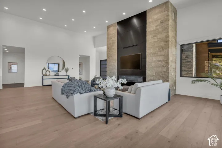 203 W Peace Tree Trl, Kamas, Utah 84036