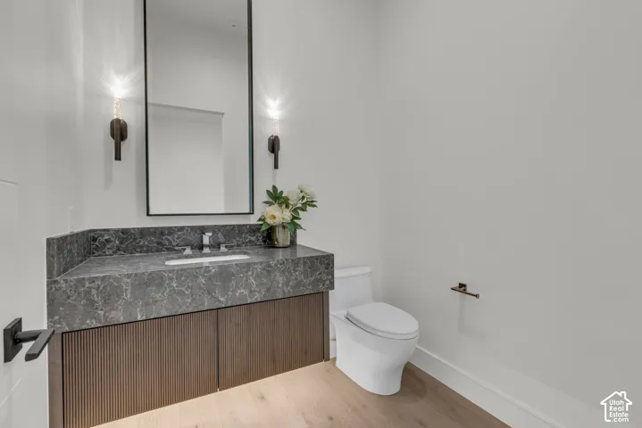 203 W Peace Tree Trl, Kamas, Utah 84036