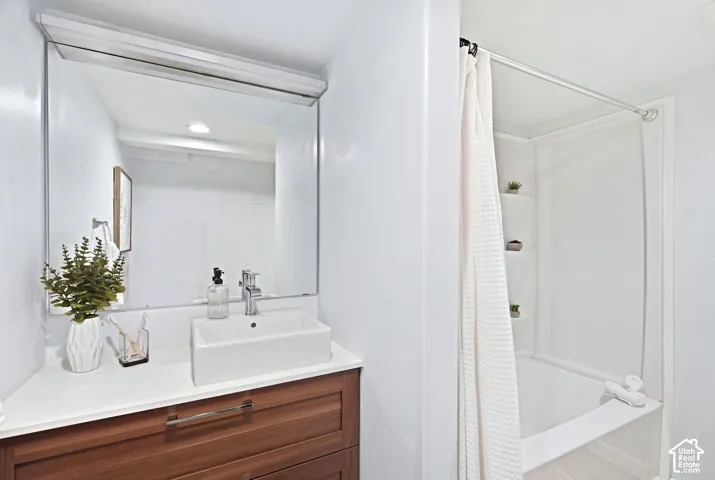 Bathroom #2
