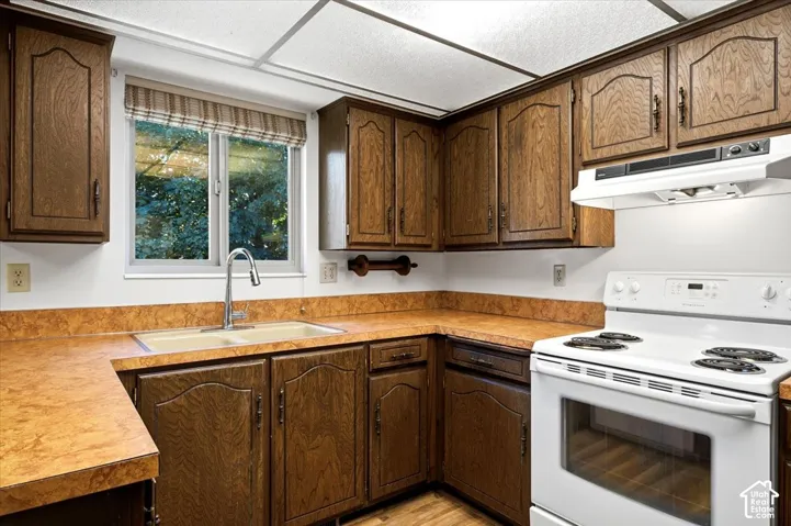 3200 N 325 W, Pleasant View, Utah 84414