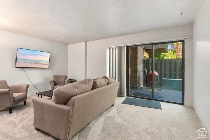 Sliding glass patio door with vertical blinds