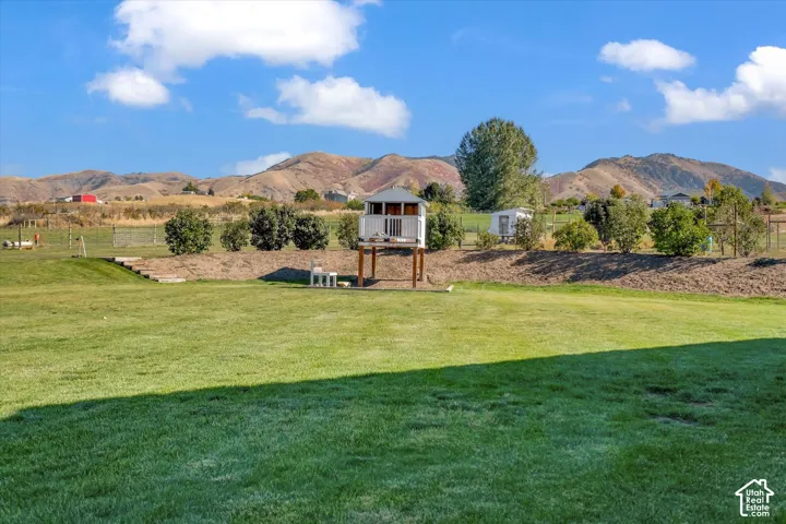 541 E 8900 S, Paradise, Utah 84328