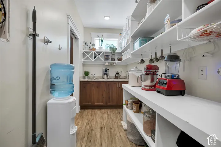 541 E 8900 S, Paradise, Utah 84328