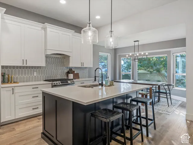 9422 S Spring Willow Cir, South Jordan, Utah 84095