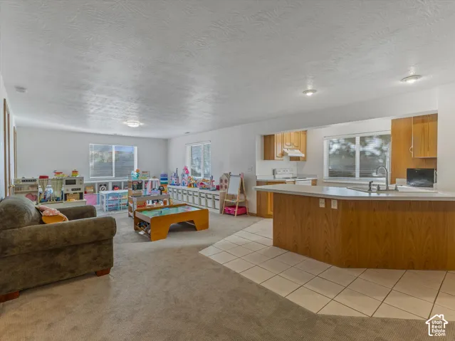 9422 S Spring Willow Cir, South Jordan, Utah 84095