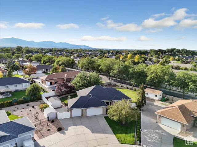 9422 S Spring Willow Cir, South Jordan, Utah 84095