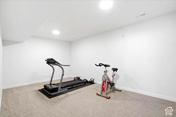 Fully finished basement with 3 bedrooms and full bathroom