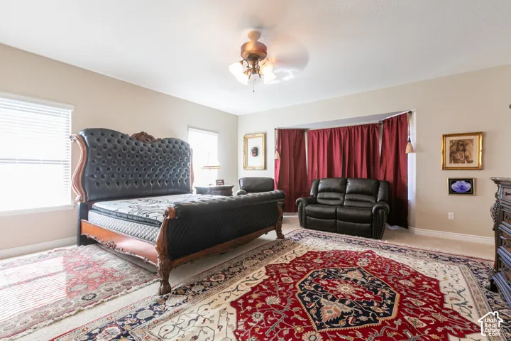 Recessed ceiling with an overhead light fixture and fan