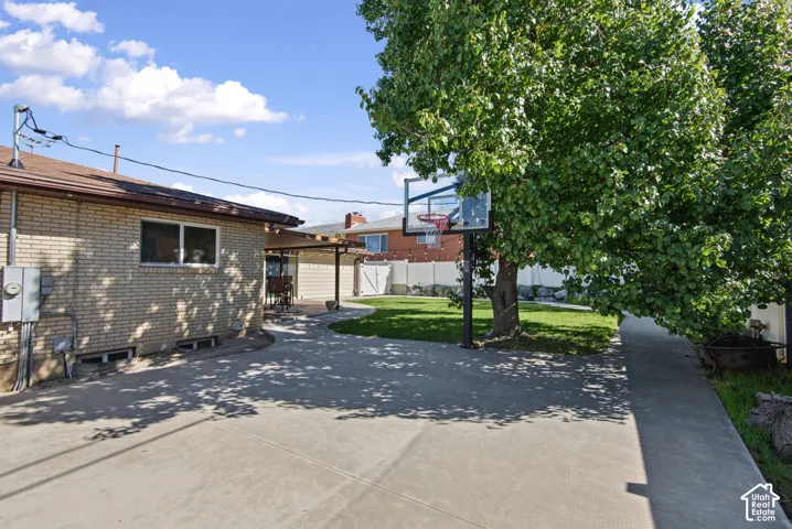 946 E Arlington Way, Bountiful, Utah 84010