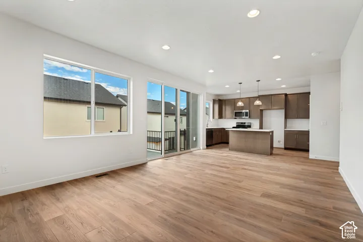 6745 S Quarter Creek Drive Dr #251, West Jordan, Utah 84081
