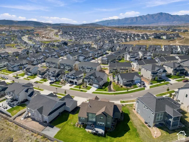 Residential community with mountain backdrop and established street network