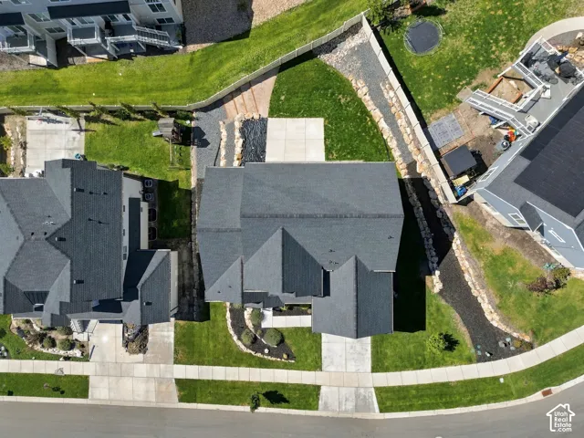 Expansive property