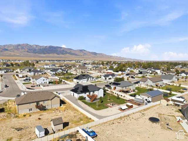 Residential community with mountain backdrop