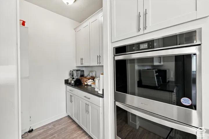Integrated stainless steel double wall oven