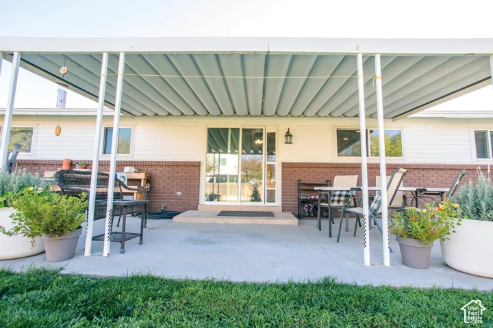 2108 S Main St, Clearfield, Utah 84015