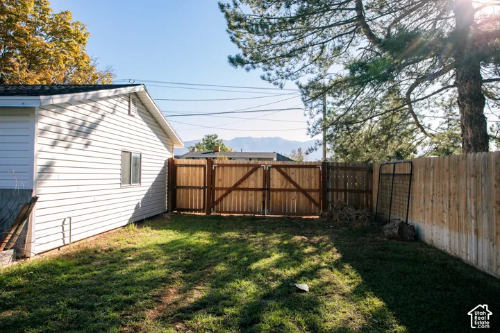 2108 S Main St, Clearfield, Utah 84015