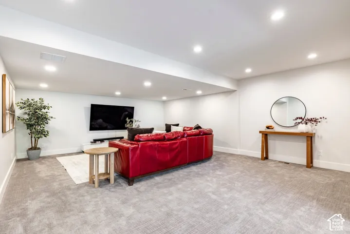 4545 S Thousand Oaks Dr, Millcreek, Utah 84124