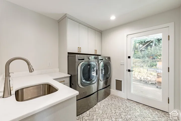 4545 S Thousand Oaks Dr, Millcreek, Utah 84124