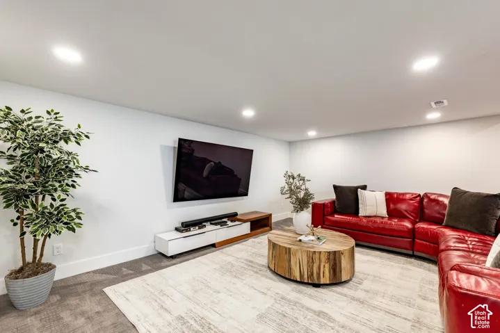 4545 S Thousand Oaks Dr, Millcreek, Utah 84124