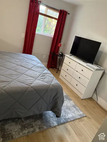 Wood-finish flooring with a neutral color palette
