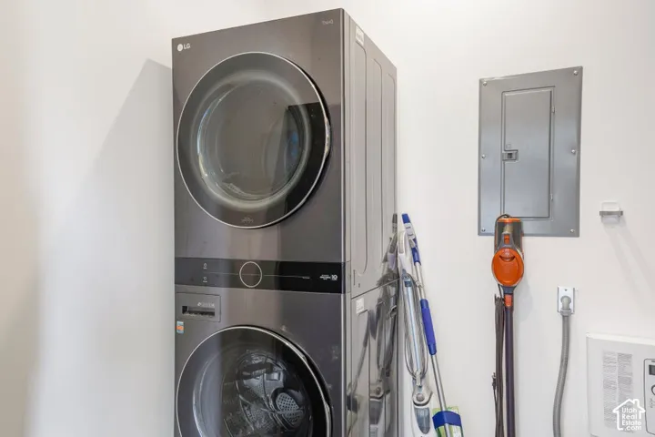 Stackable LG washer and dryer unit