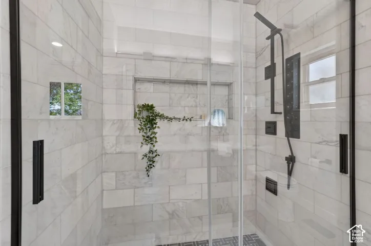 515 E 10695 S, Sandy, Utah 84070